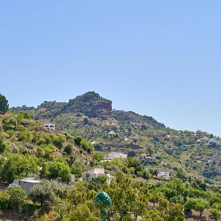 Carlitos * Comares